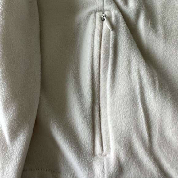 Eddie Bauer white fleece half-zip sweater - Picture 4 of 5